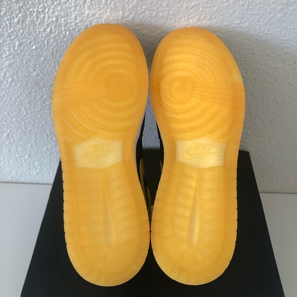 Air Jordan 1 Mid New Love 2017 - Picture 12 of 15